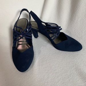 Navy blue impo heels size 9